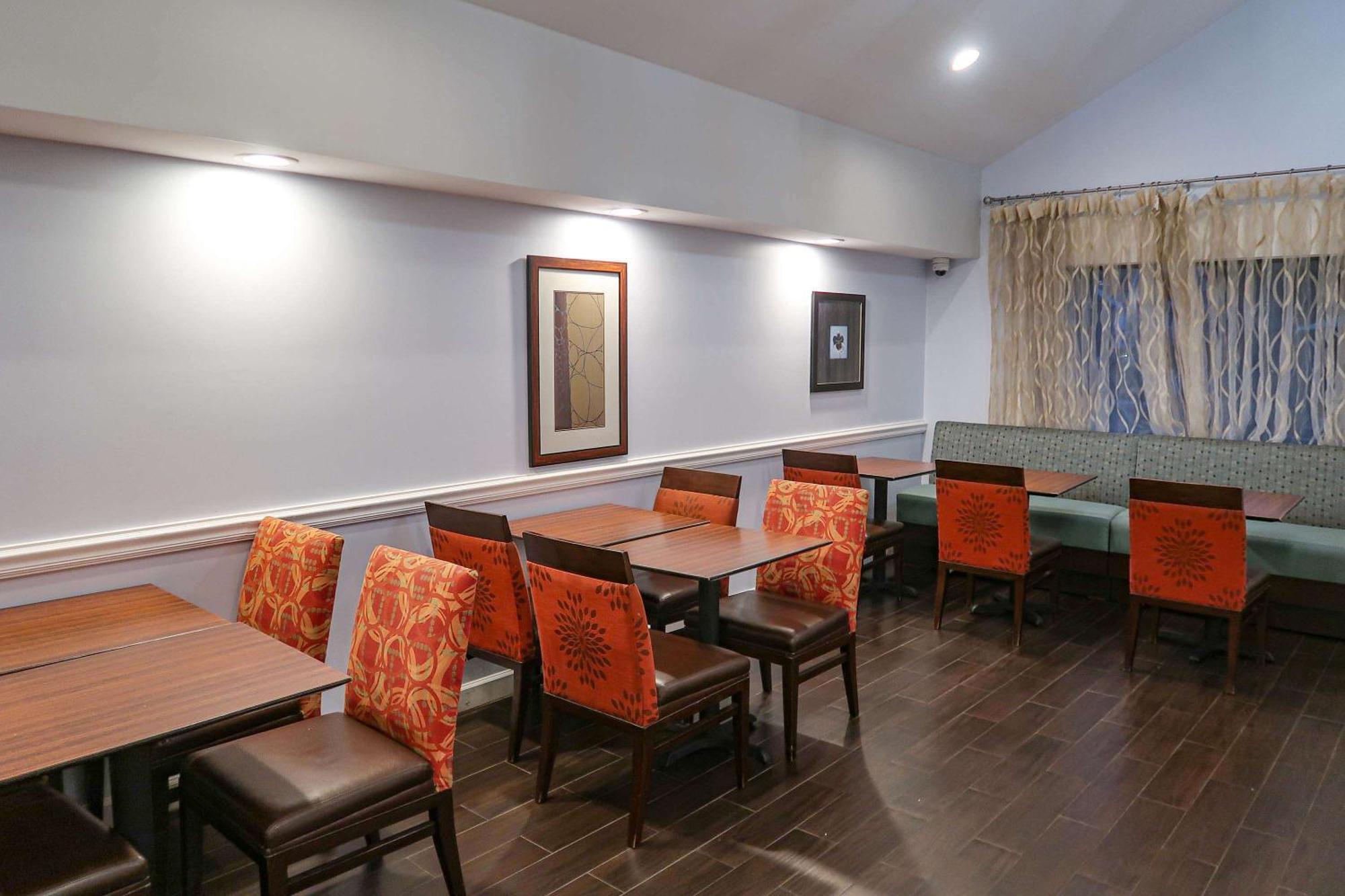 Tysons Corner Suites, A Baymont By Wyndham Viena Exterior foto