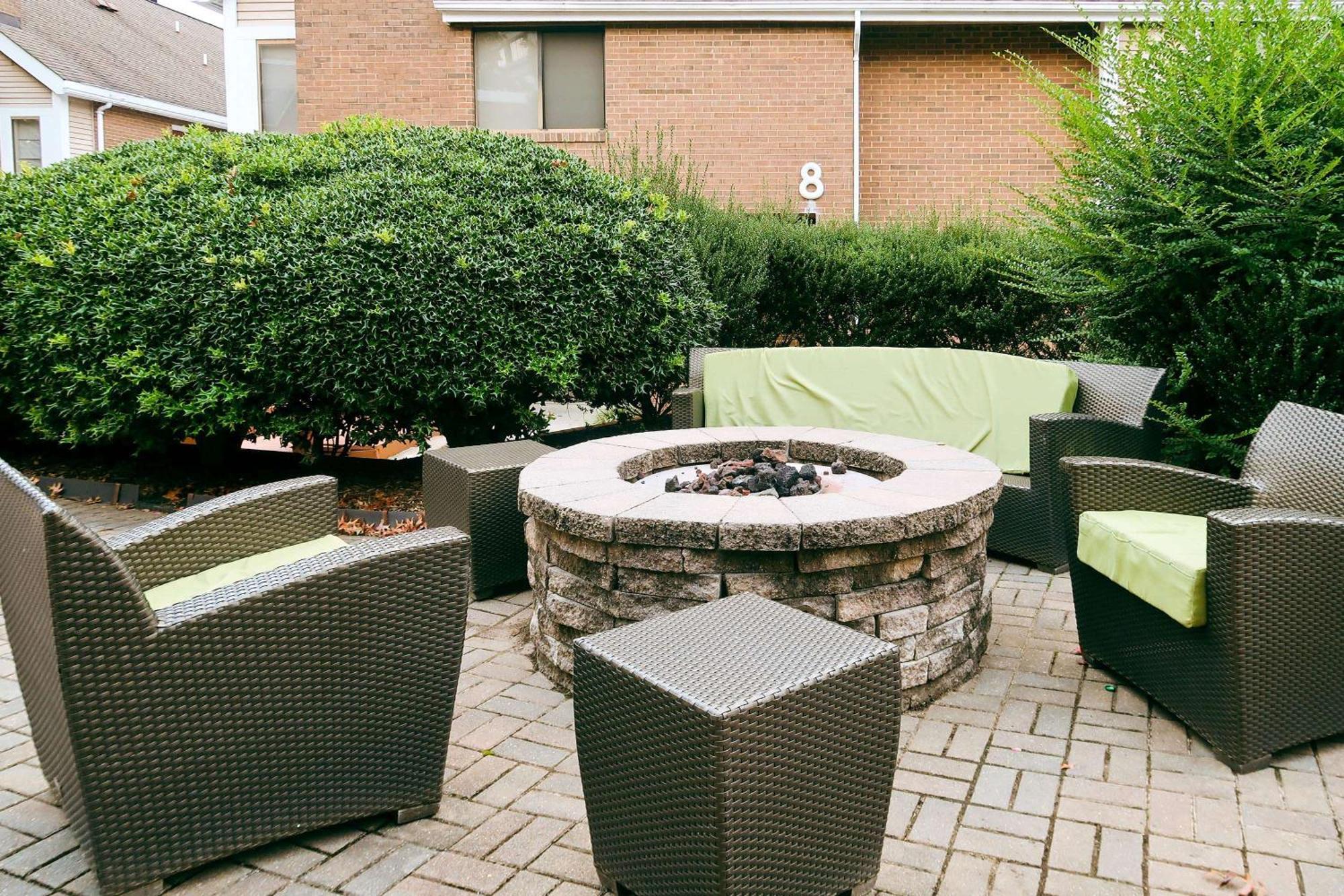 Tysons Corner Suites, A Baymont By Wyndham Viena Exterior foto