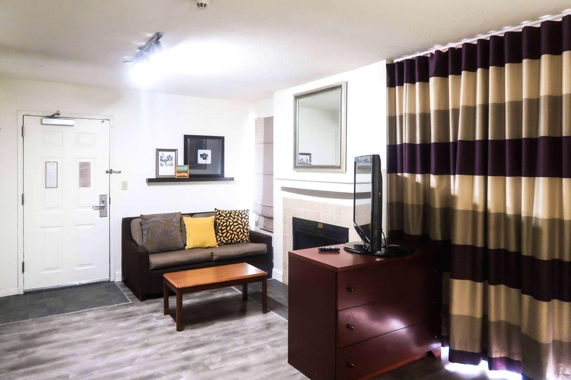 Tysons Corner Suites, A Baymont By Wyndham Viena Exterior foto